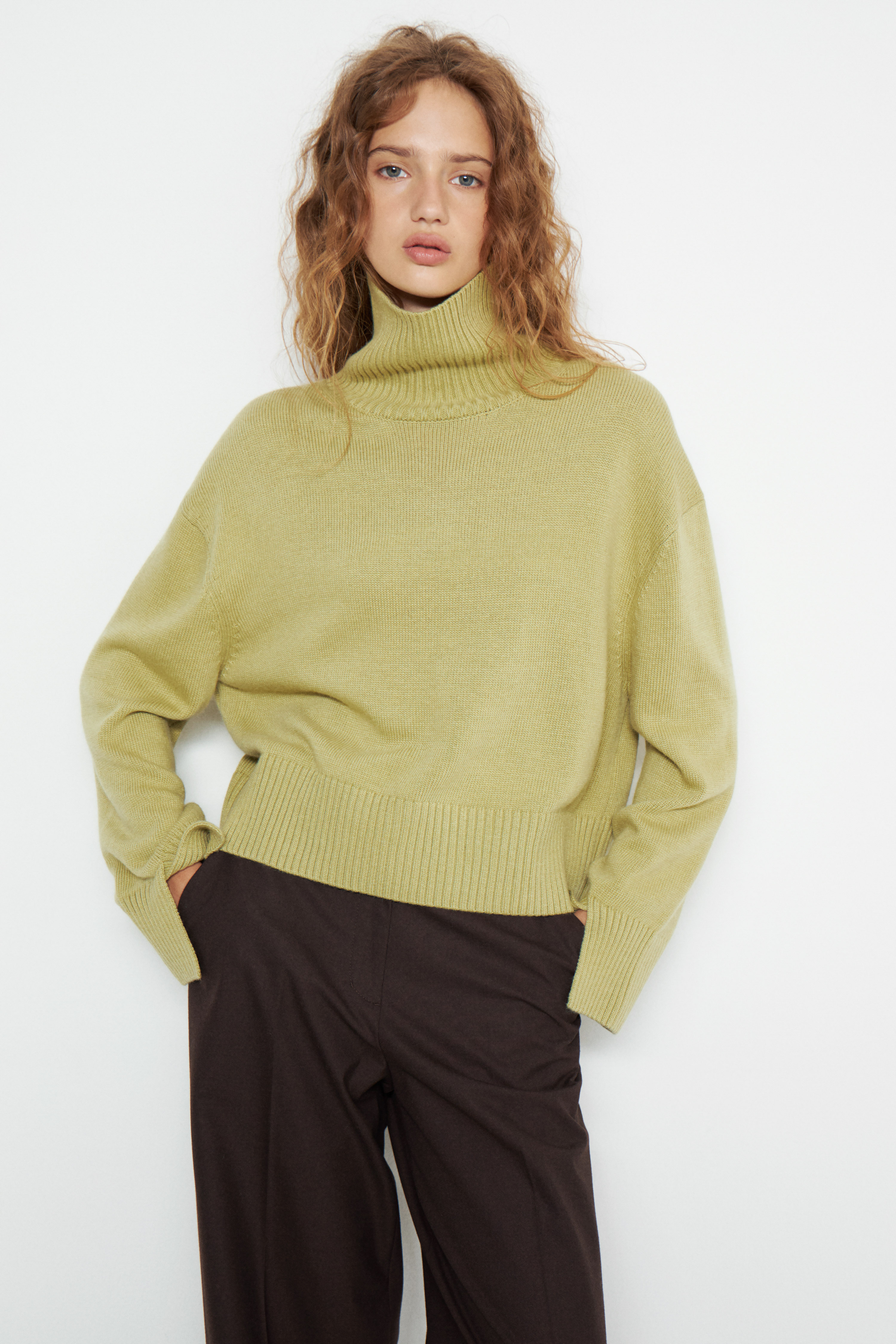 Свитерсшерстьюиангорой