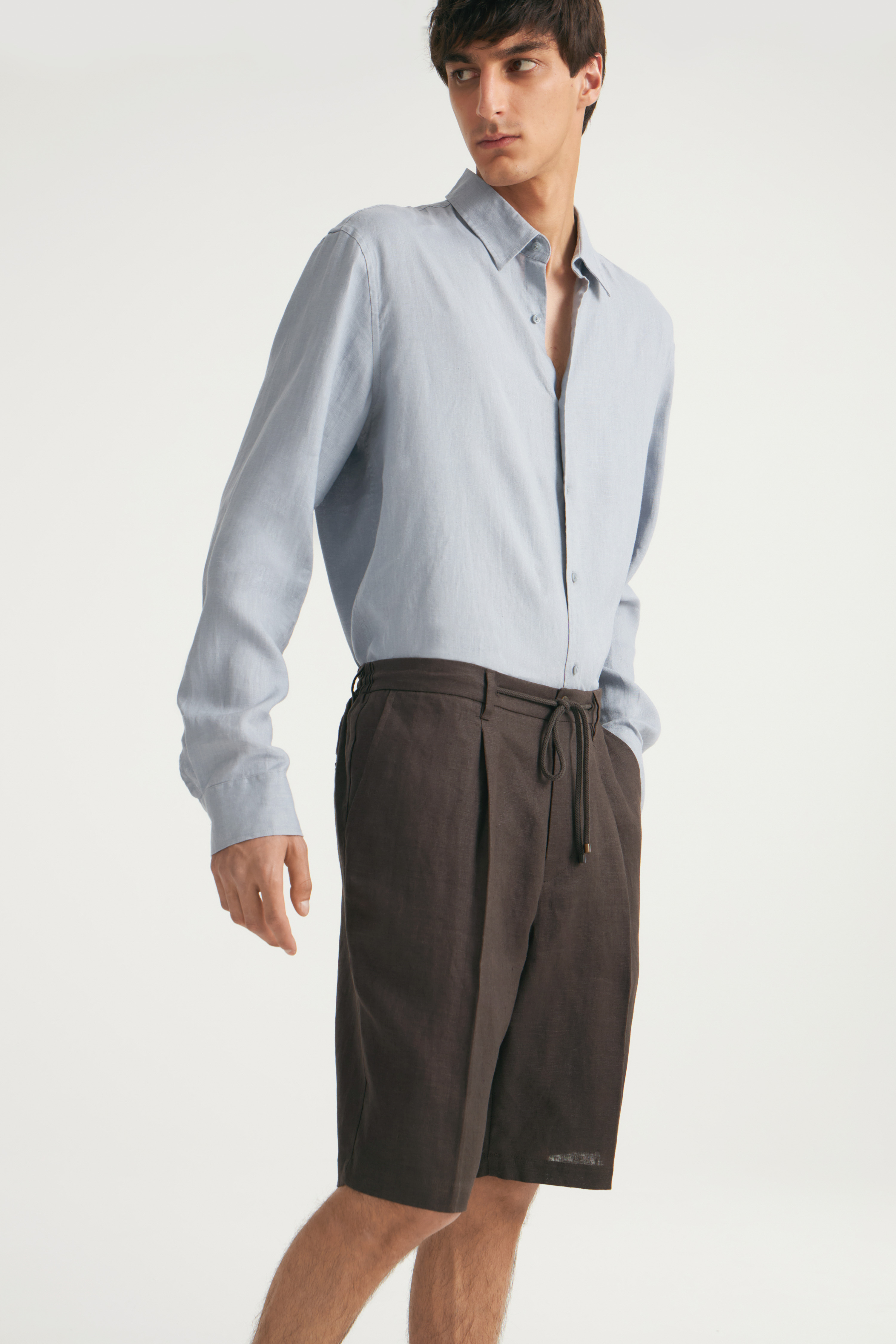 Шортыпрямогокрояизольна