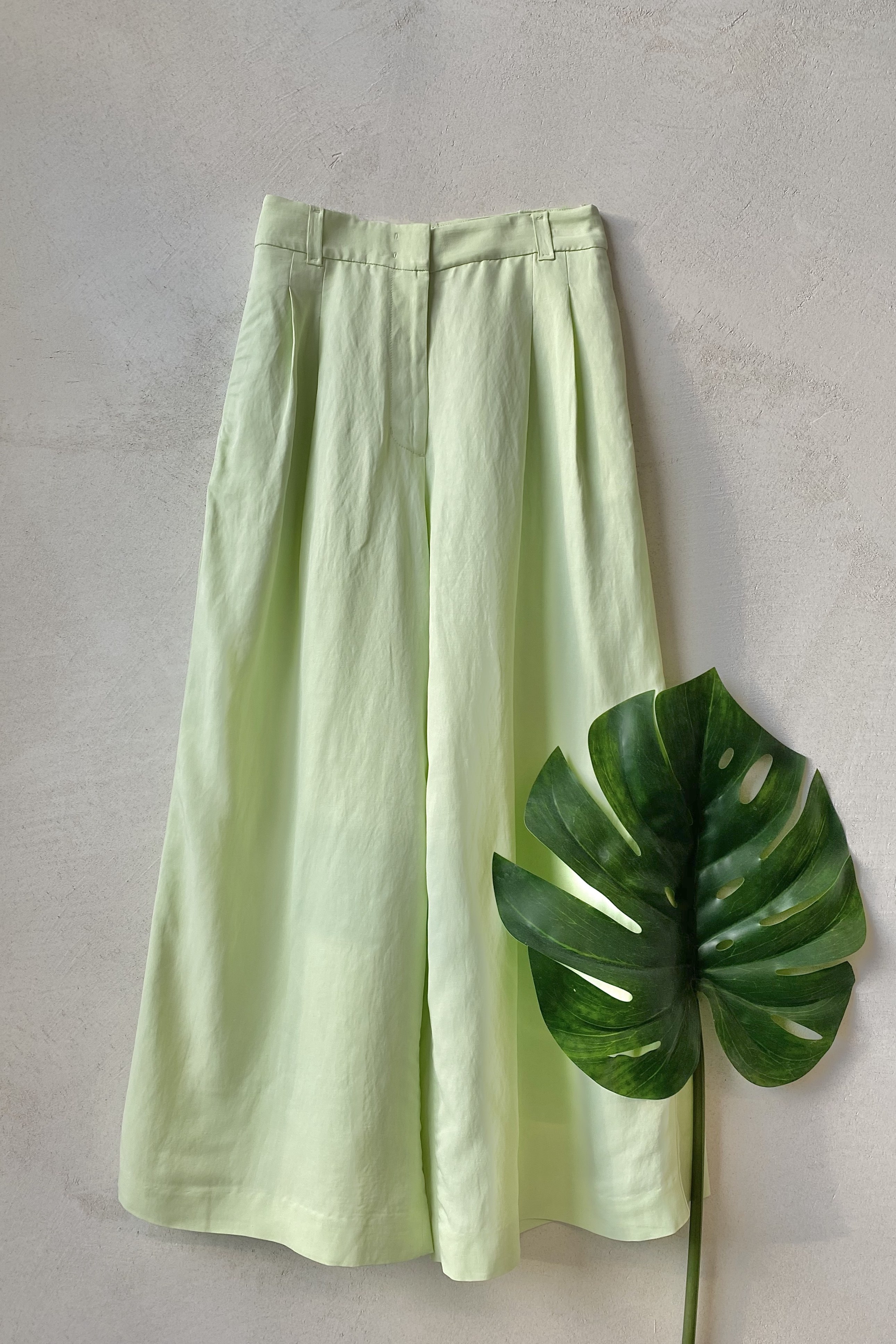 Брюки-кюлоты с высокой посадкой