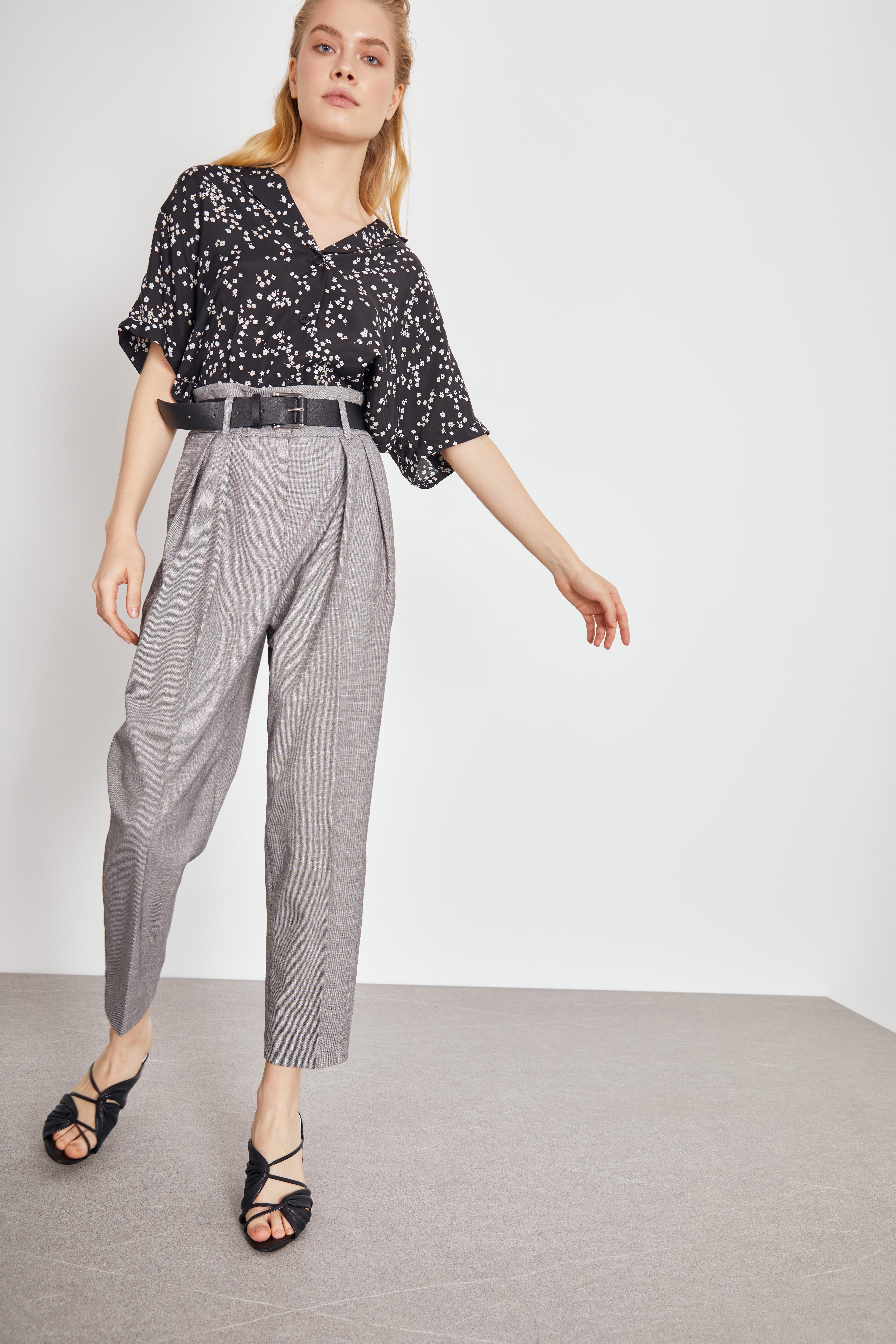 Рубашка силуэта оверсайз