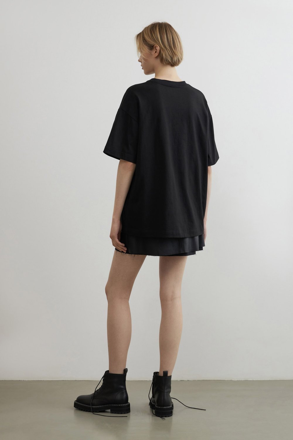 Футболка oversize в стиле гранж черный цвет - LIME