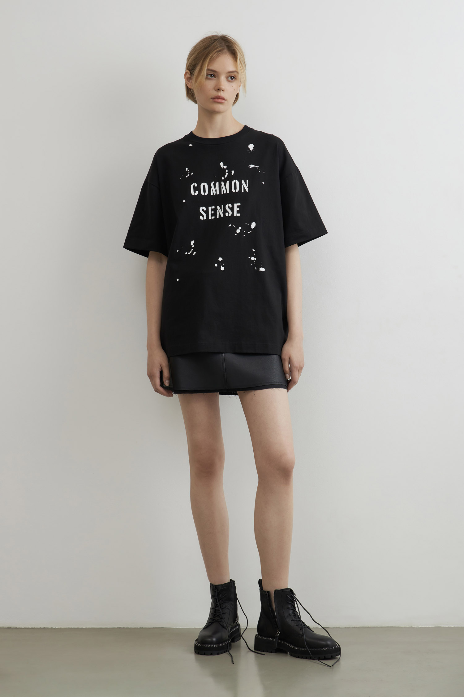 Футболка oversize в стиле гранж черный цвет - LIME