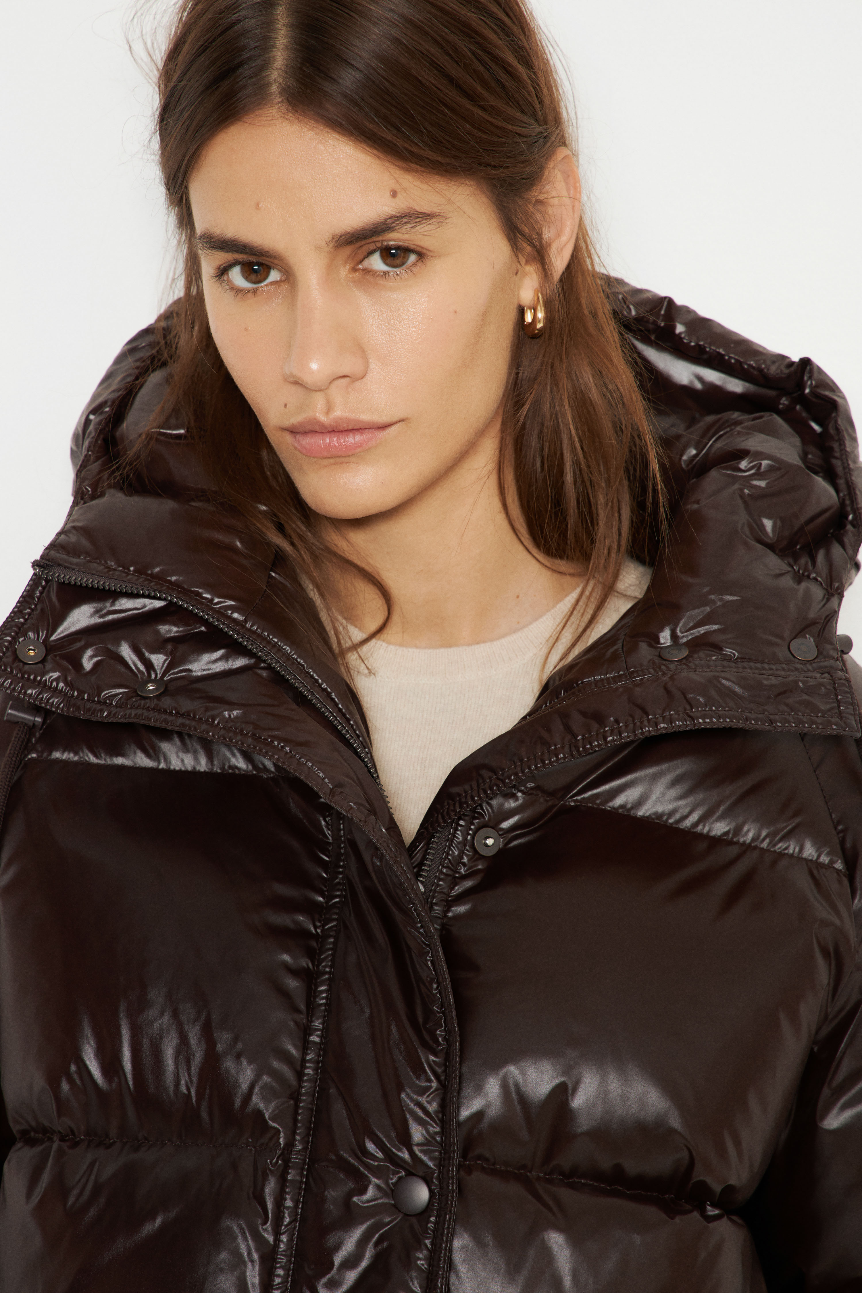 Стеганыйпуховиксводоотталкивающимэффектом