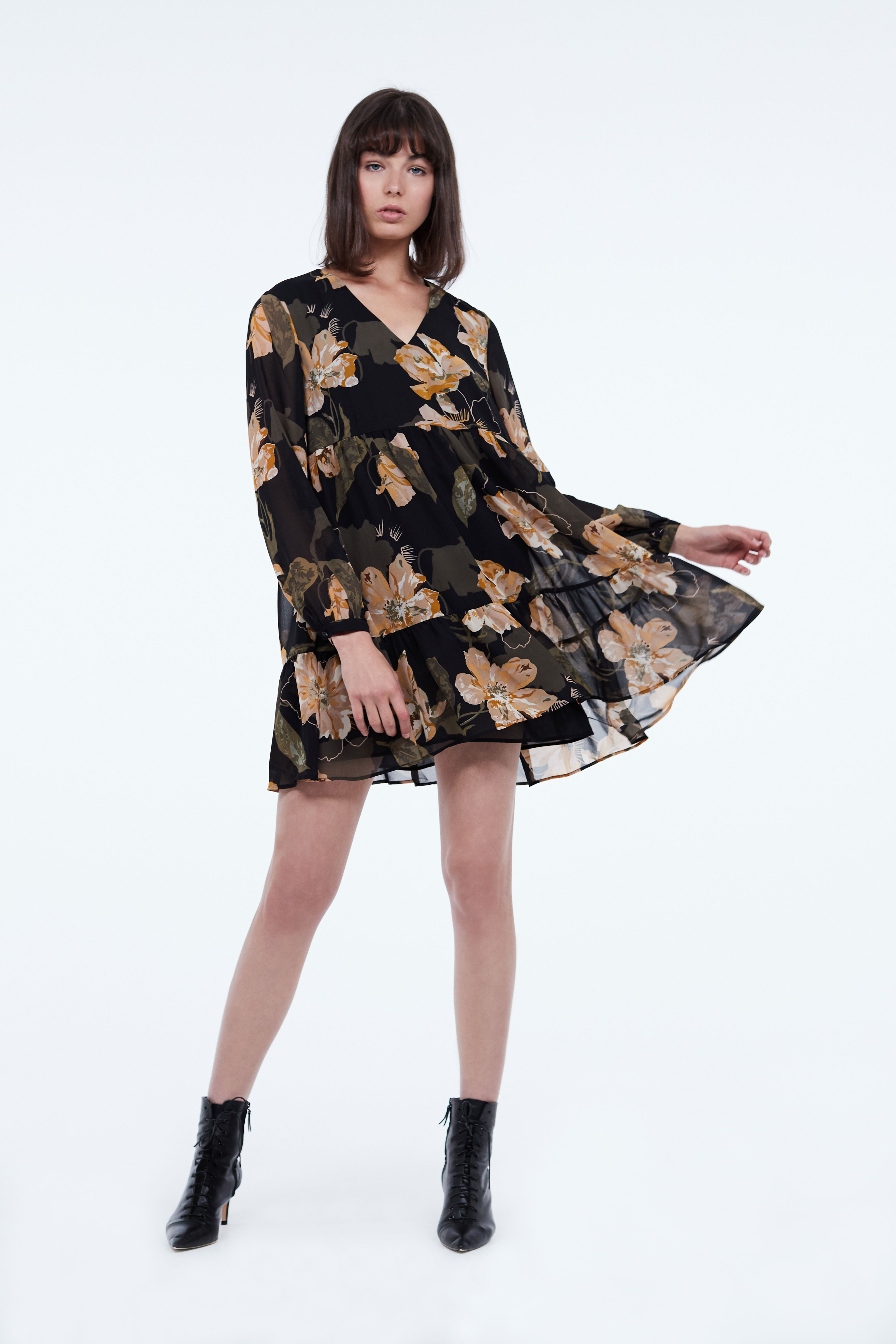 Платье А-силуэта