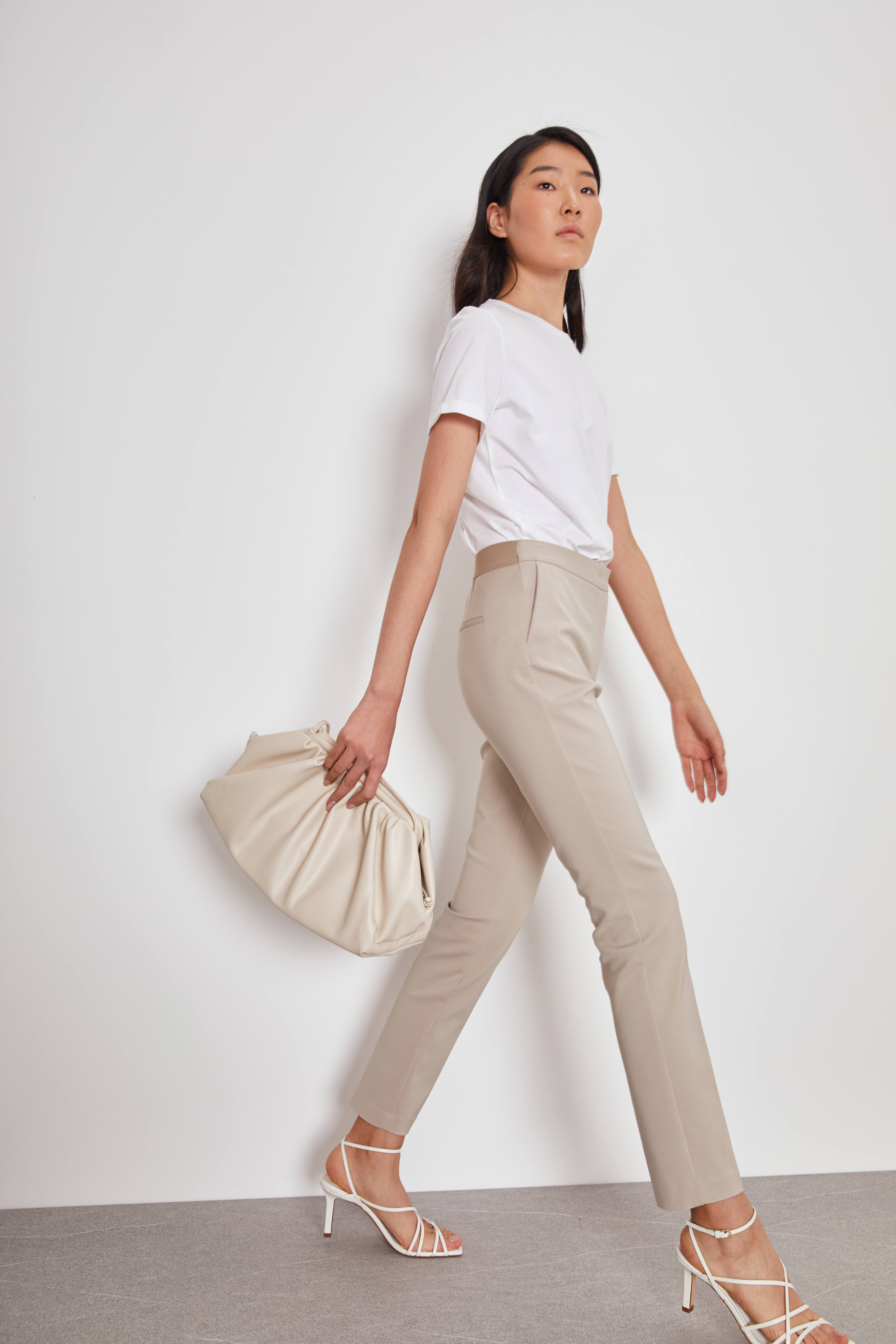 Брюки с контрастной вставкой в поясе