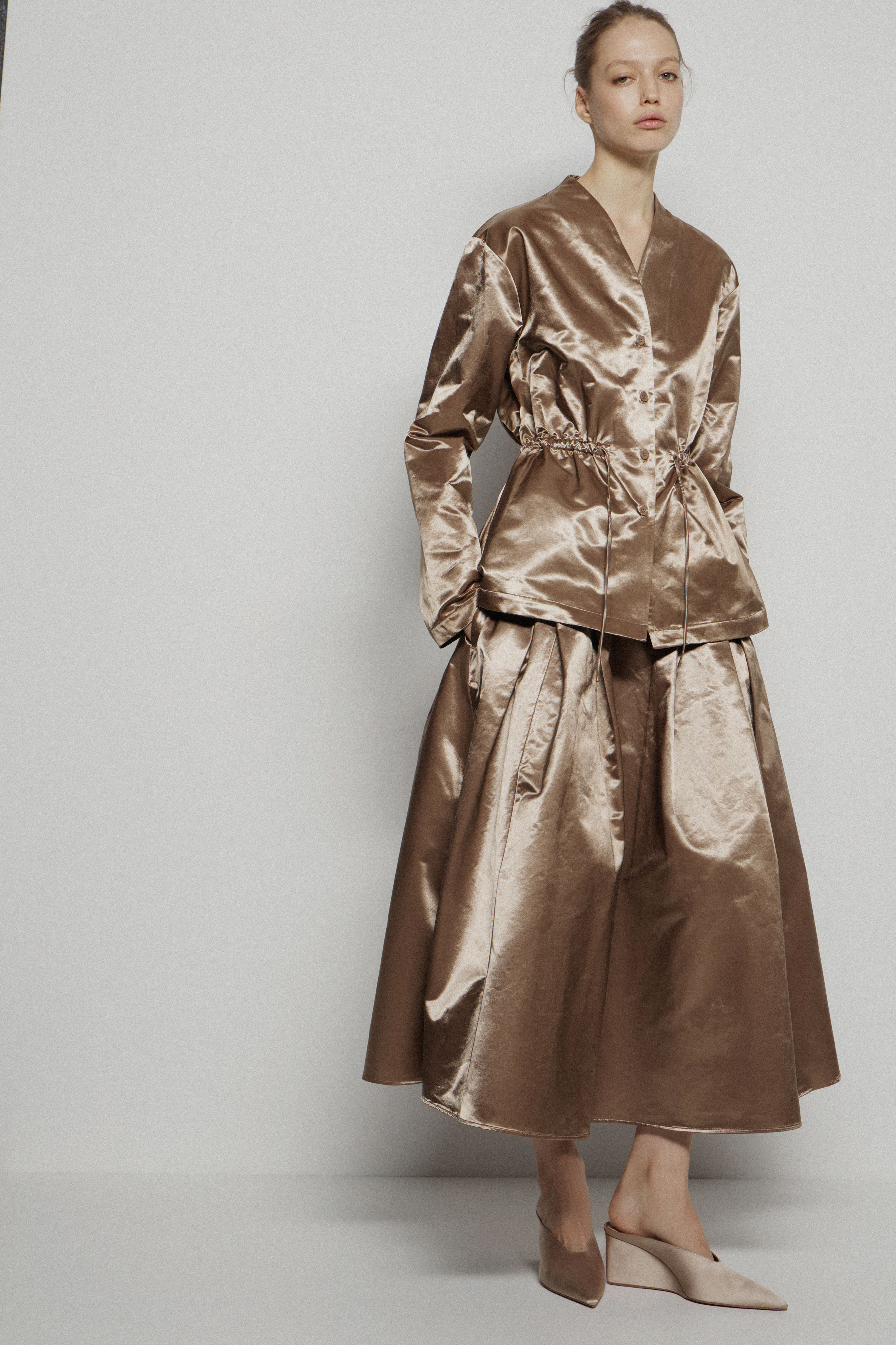 Пышнаямиди-юбкаизпарчи