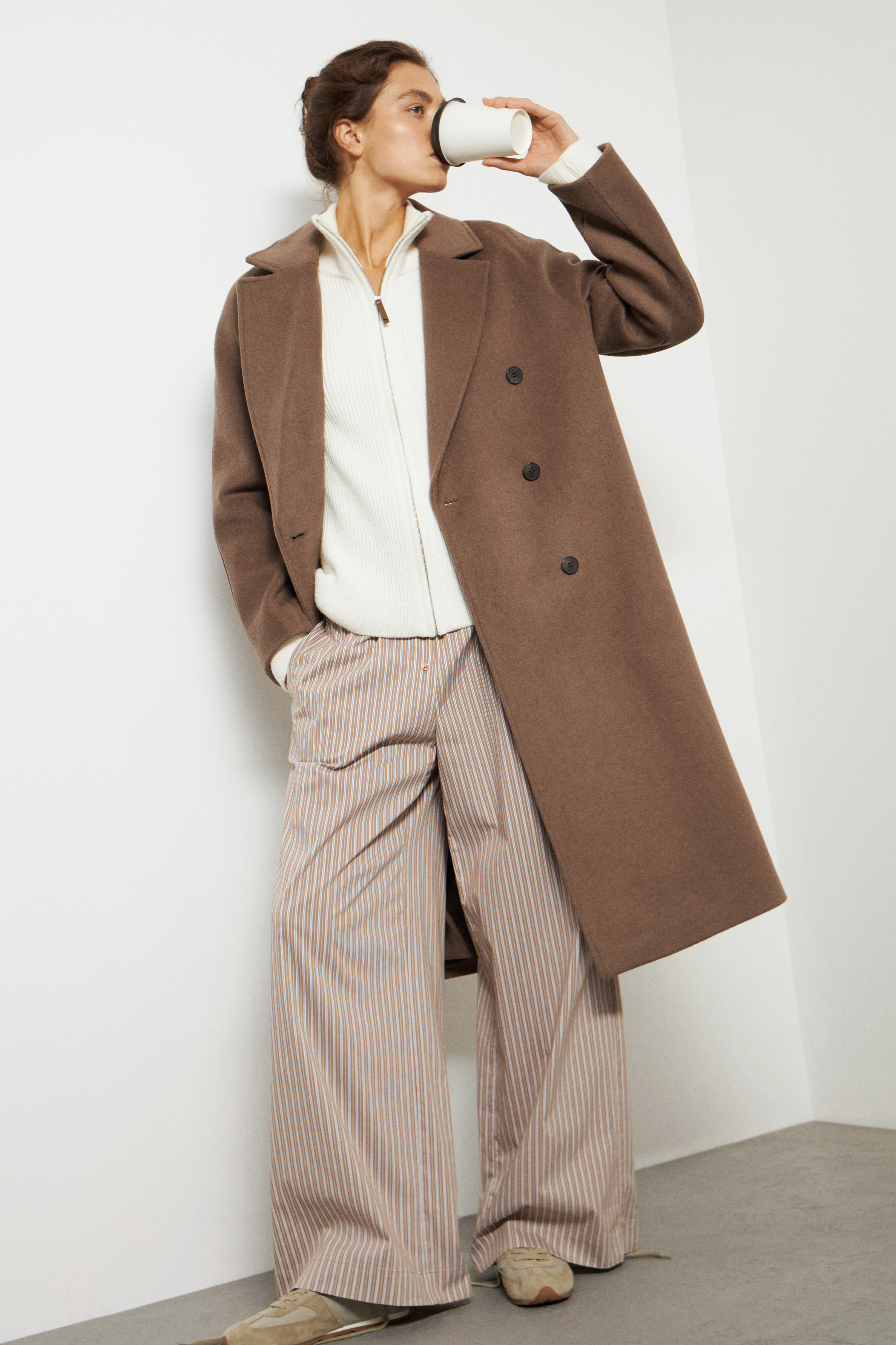 Двубортноеоверсайзпальтоизсмесовойшерсти