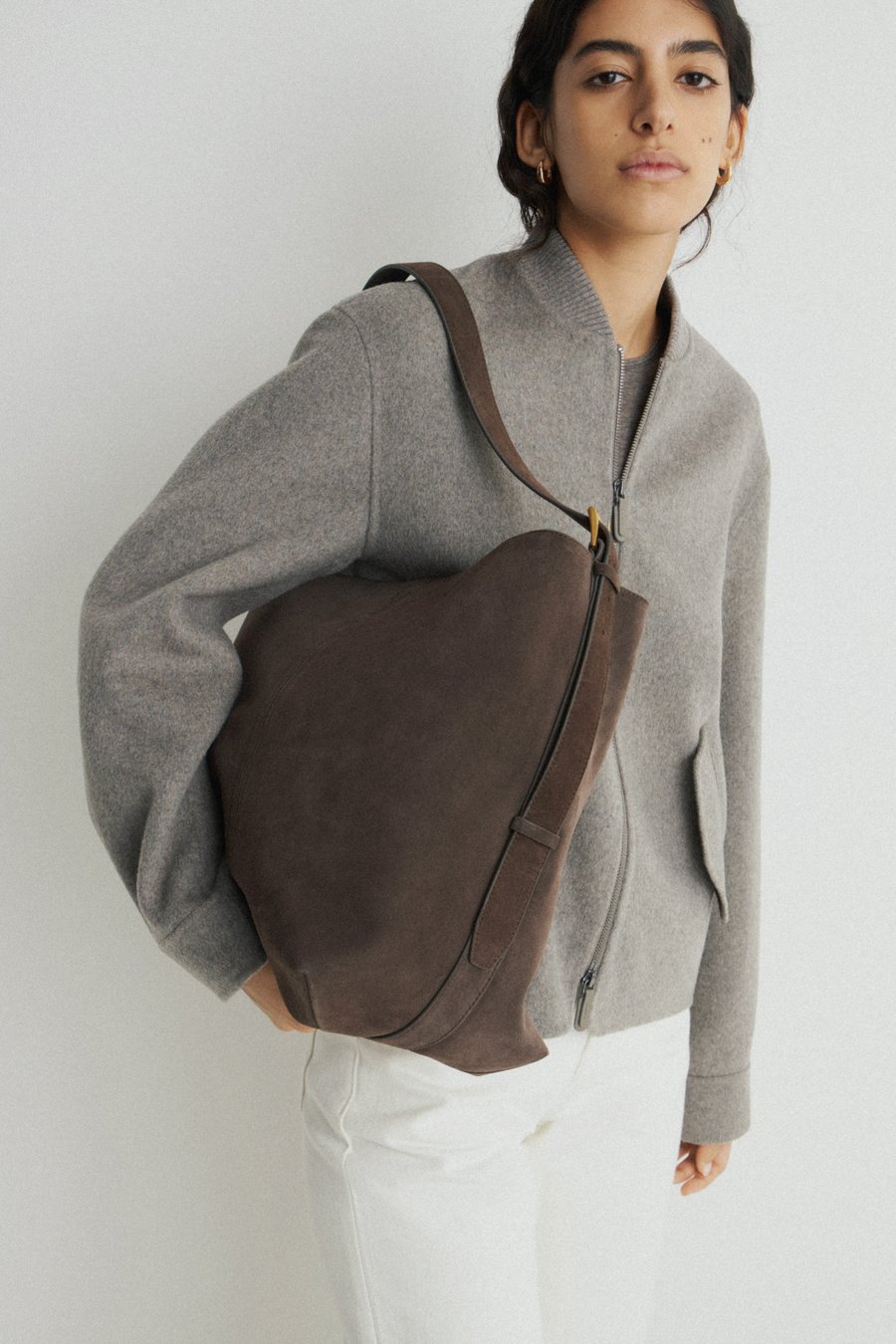 ★SUNNEI★ Plisse Stripe Tote Bag Brown Multi CACCXBAG041TAP Sixtease's The Two-tone Charm Tote Bag: Versatile Leather