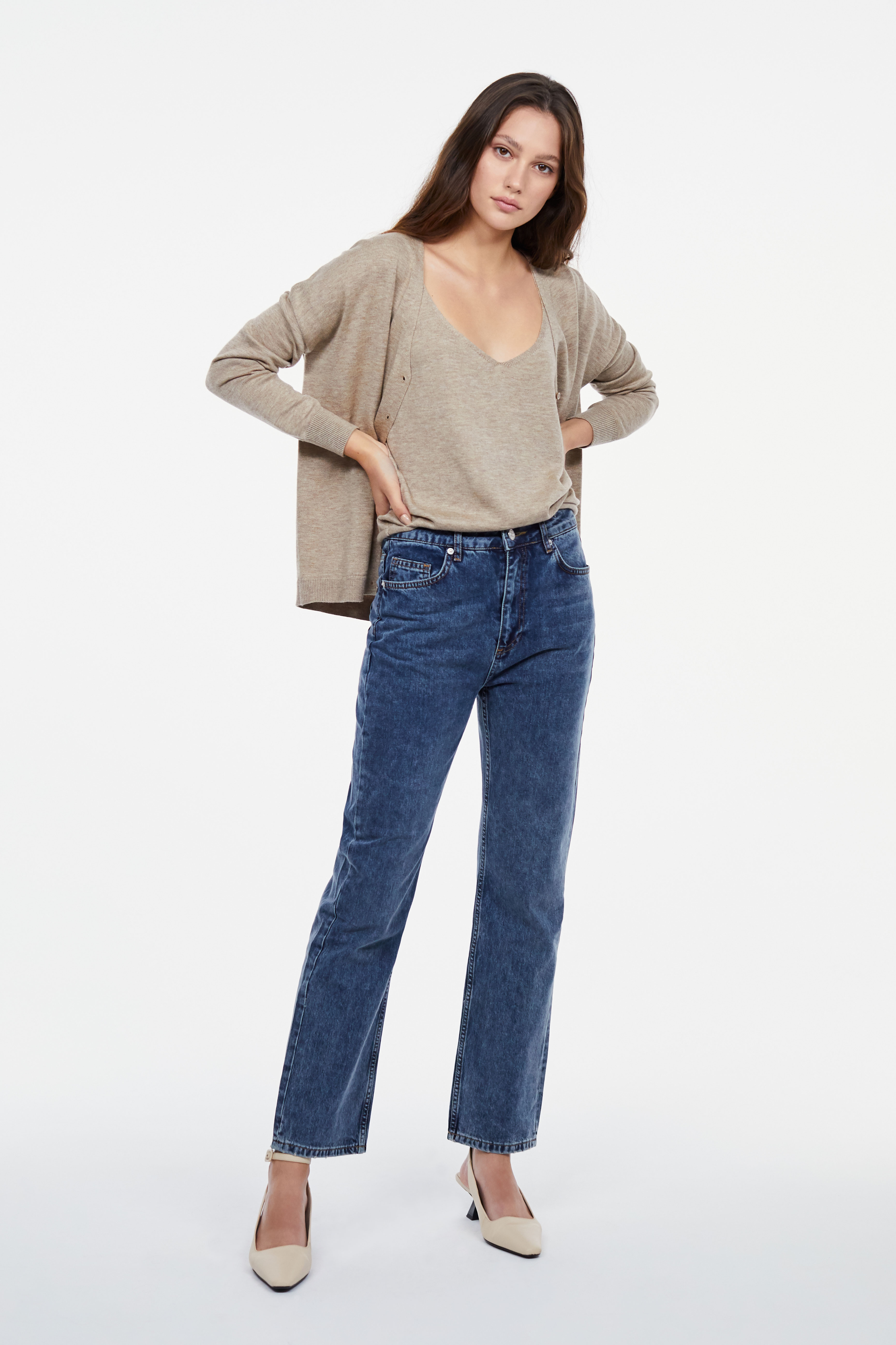 Джинсы прямого силуэта